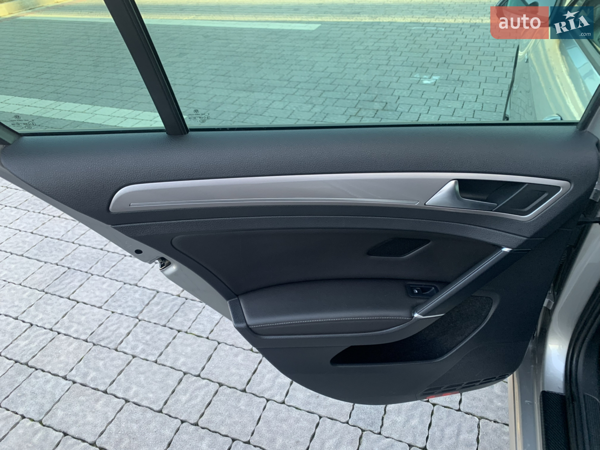 2014 Volkswagen Golf - мініатюра 3
