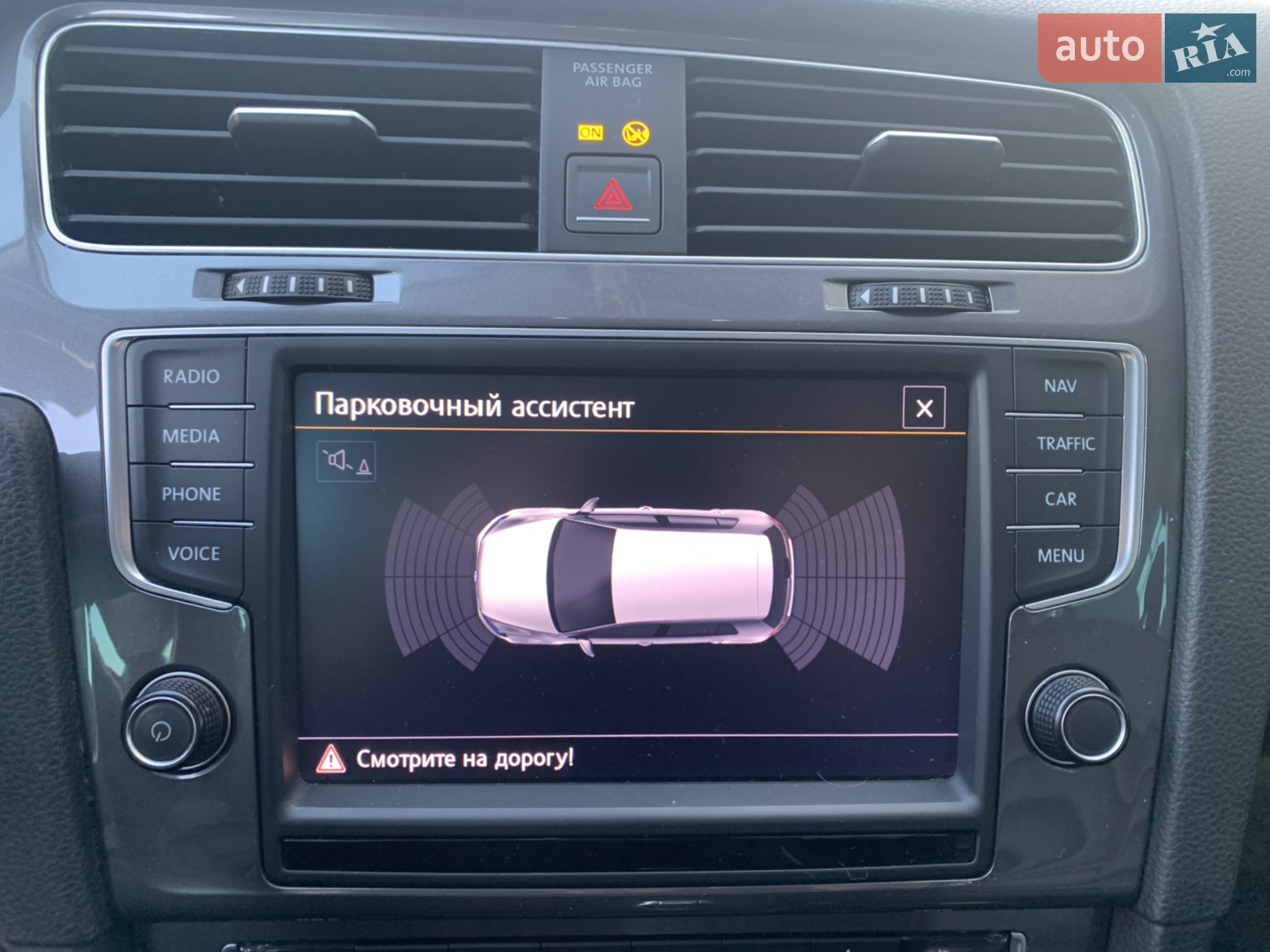 2014 Volkswagen Golf - мініатюра 9