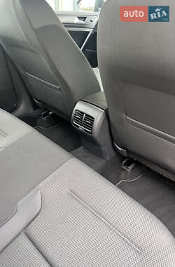 Хэтчбек Volkswagen e-Golf 2020 в 