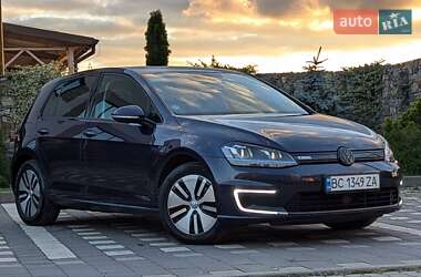 Хэтчбек Volkswagen e-Golf 2016 в Стрые