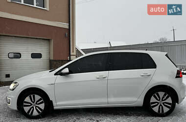 Хэтчбек Volkswagen e-Golf 2015 в Надворной