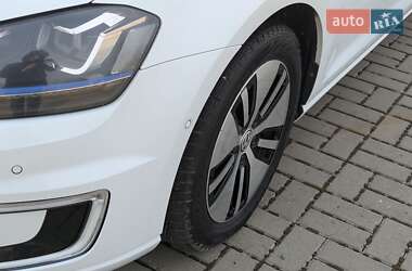 Хетчбек Volkswagen e-Golf 2015 в Дрогобичі