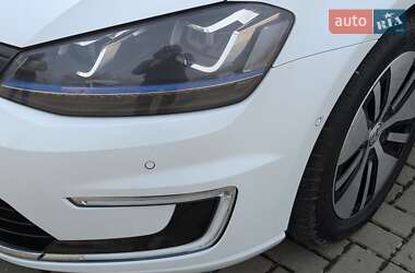 Хетчбек Volkswagen e-Golf 2015 в Дрогобичі