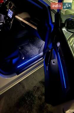 Хэтчбек Volkswagen e-Golf 2014 в 