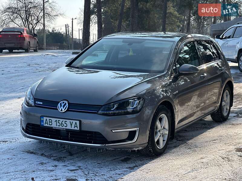 Хэтчбек Volkswagen e-Golf 2015 в Виннице