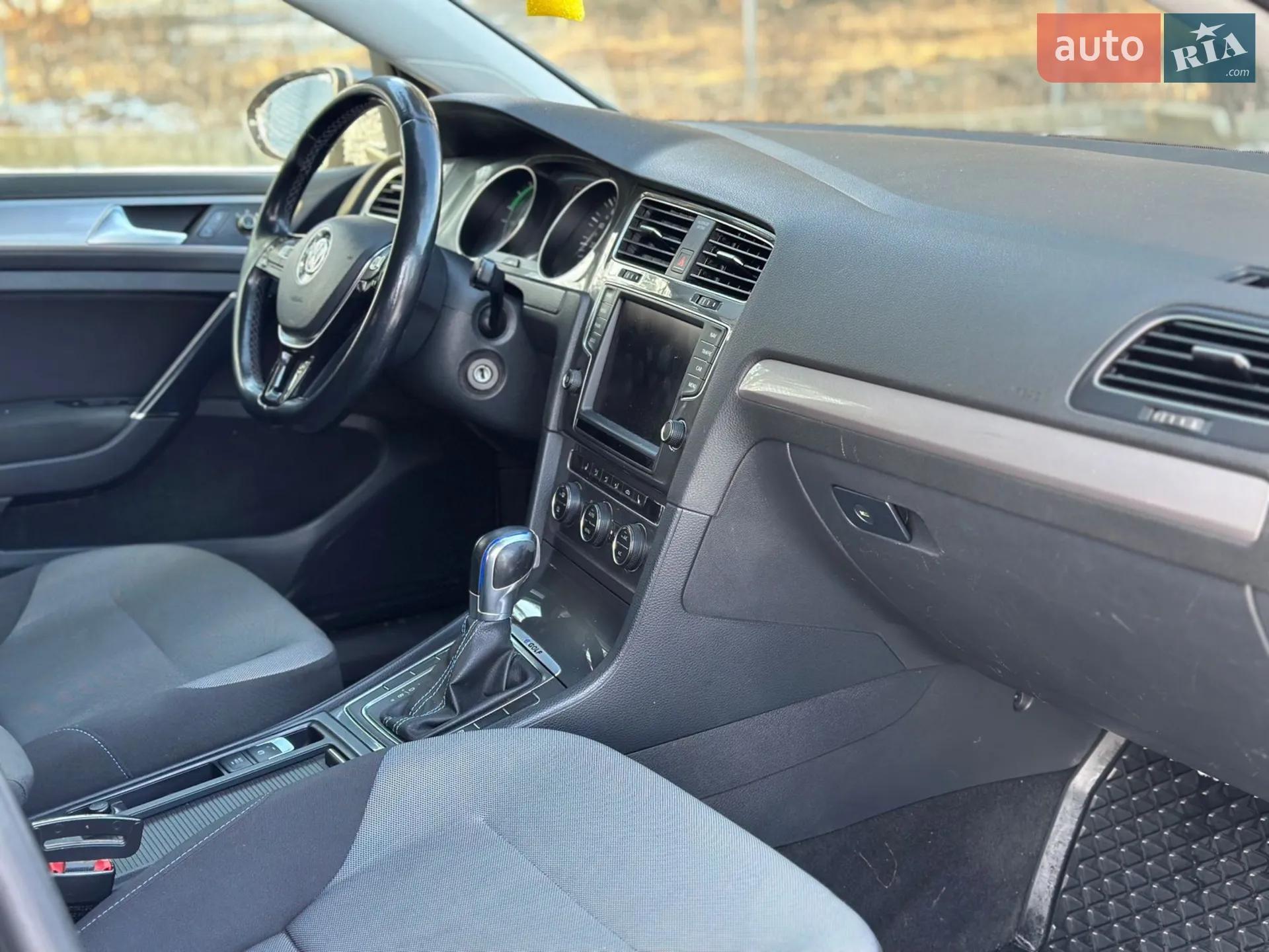 2015 Volkswagen Golf - мініатюра 28