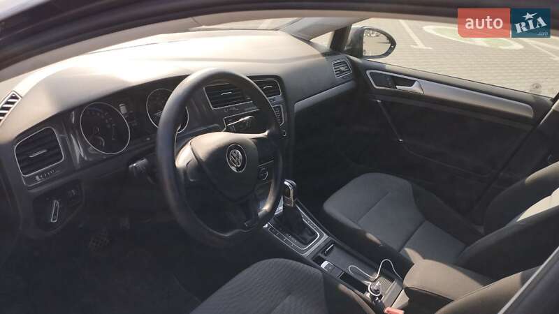 Хэтчбек Volkswagen e-Golf 2014 в Тернополе