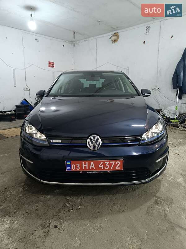 Хэтчбек Volkswagen e-Golf 2016 в Ровно фото 3 Хэтчбек Volkswagen e-Golf 2016 в Ровно