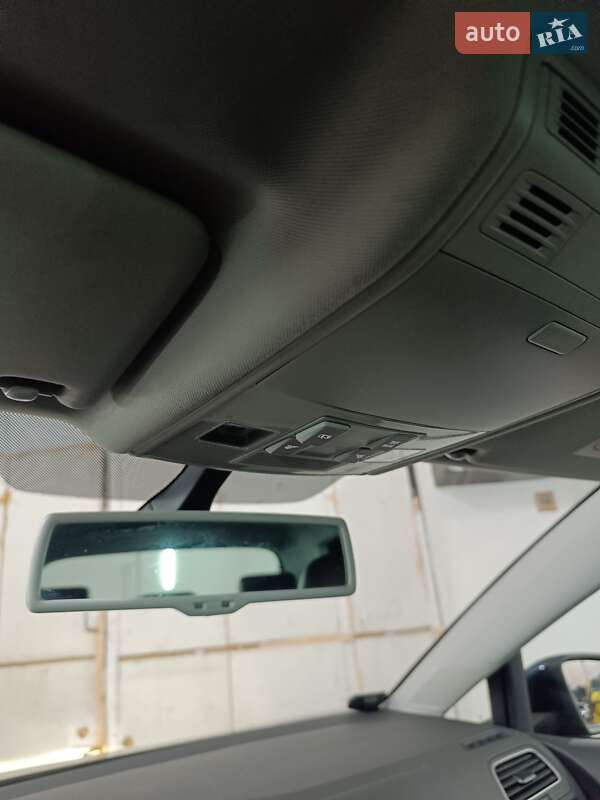 Хэтчбек Volkswagen e-Golf 2016 в Ровно фото 91 Хэтчбек Volkswagen e-Golf 2016 в Ровно