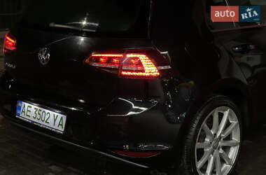 Хэтчбек Volkswagen e-Golf 2015 в 