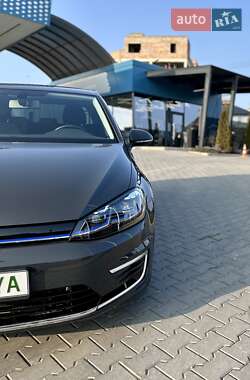 Хетчбек Volkswagen e-Golf 2020 в Чернівцях