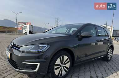Хетчбек Volkswagen e-Golf 2021 в 