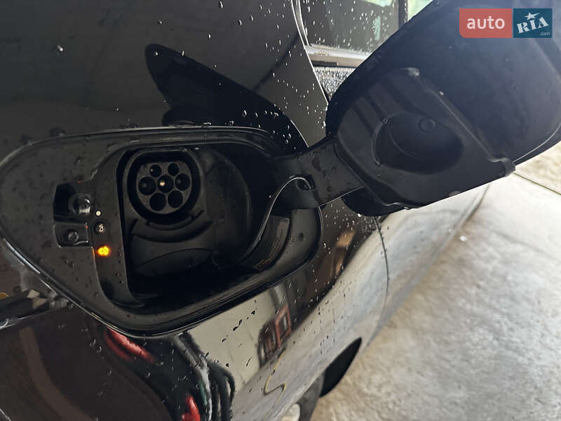 Хэтчбек Volkswagen e-Golf 2015 в Львове