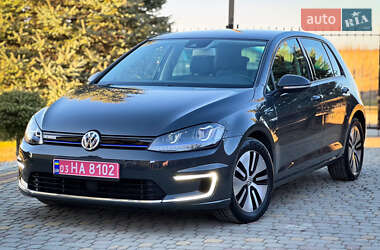 Хэтчбек Volkswagen e-Golf 2015 в Дрогобыче