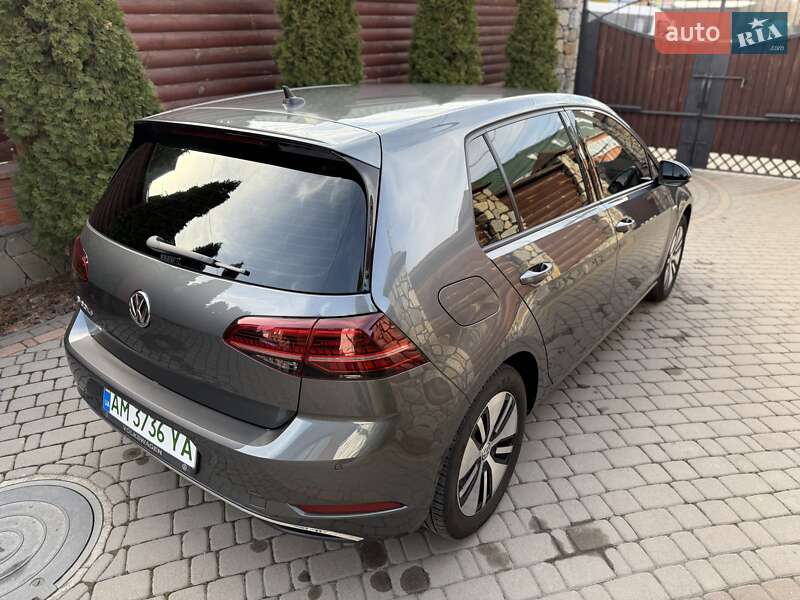 Хэтчбек Volkswagen e-Golf 2019 в Виннице