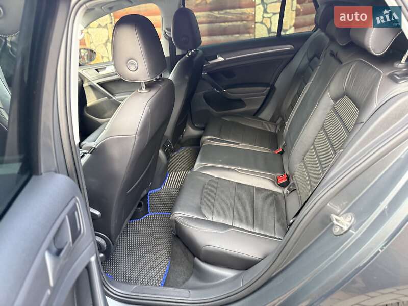 Хэтчбек Volkswagen e-Golf 2019 в Виннице
