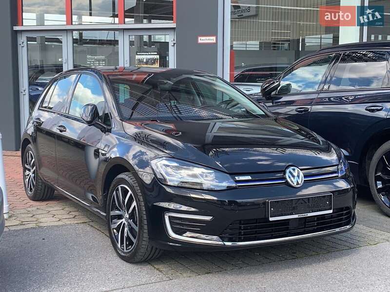 Хэтчбек Volkswagen e-Golf 2019 в Буче фото 5 Хэтчбек Volkswagen e-Golf 2019 в Буче