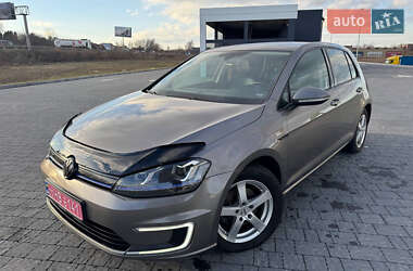 Хэтчбек Volkswagen e-Golf 2015 в Львове