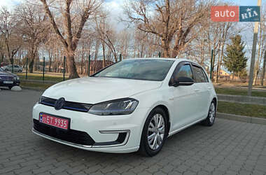 Хетчбек Volkswagen e-Golf 2015 в Радехові