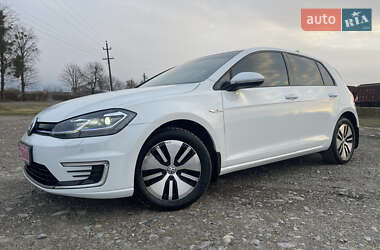 Хетчбек Volkswagen e-Golf 2018 в 