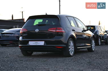 Хэтчбек Volkswagen e-Golf 2015 в 