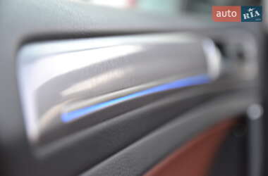 Хэтчбек Volkswagen e-Golf 2015 в 