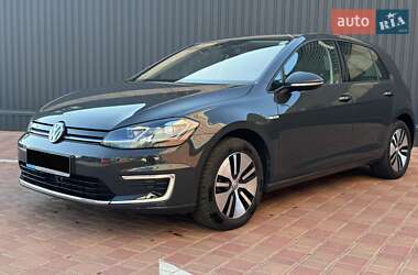 Хэтчбек Volkswagen e-Golf 2020 в 