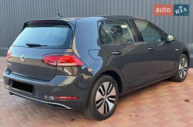 Хэтчбек Volkswagen e-Golf 2020 в 