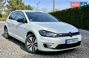 Хетчбек Volkswagen e-Golf 2020 в 