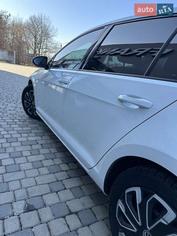 Хетчбек Volkswagen e-Golf 2014 в Івано-Франківську фото 5 Хетчбек Volkswagen e-Golf 2014 в Івано-Франківську