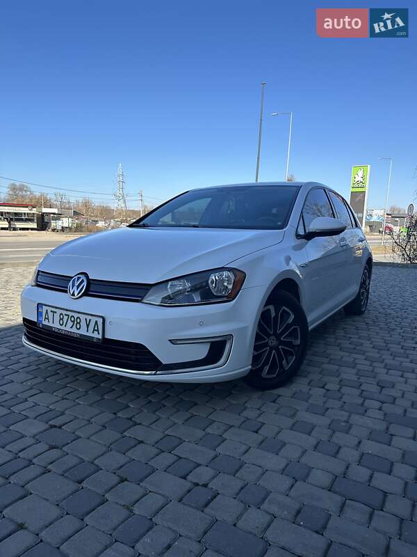 Volkswagen e-Golf 2014