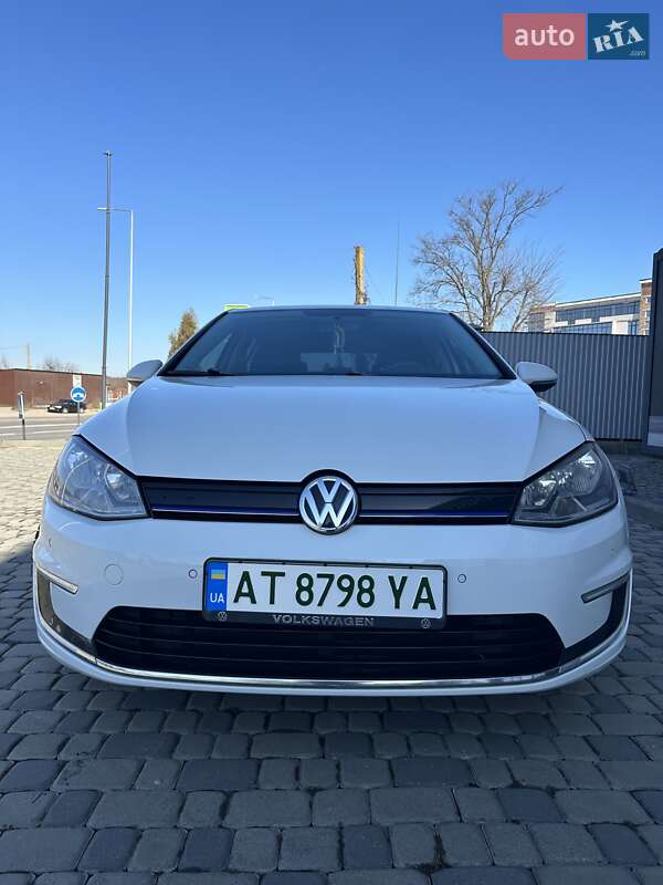 Хетчбек Volkswagen e-Golf 2014 в Івано-Франківську фото 8 Хетчбек Volkswagen e-Golf 2014 в Івано-Франківську