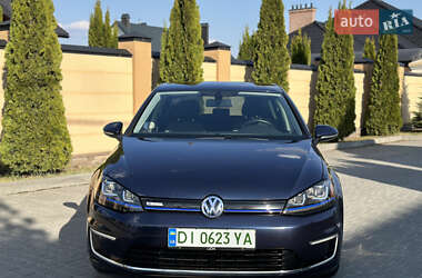 Хэтчбек Volkswagen e-Golf 2015 в 