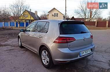 Хэтчбек Volkswagen e-Golf 2016 в 