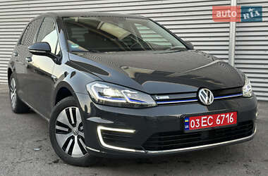 Хетчбек Volkswagen e-Golf 2020 в 