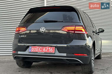 Хетчбек Volkswagen e-Golf 2020 в 