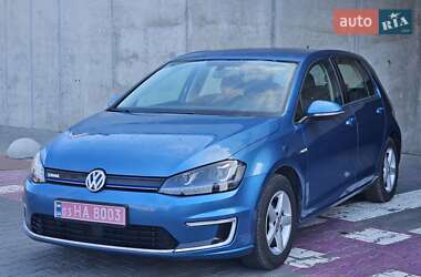 Хэтчбек Volkswagen e-Golf 2015 в 