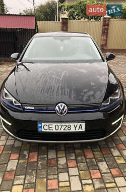 Хетчбек Volkswagen e-Golf 2016 в Чернівцях