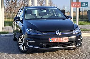 Хэтчбек Volkswagen e-Golf 2016 в 