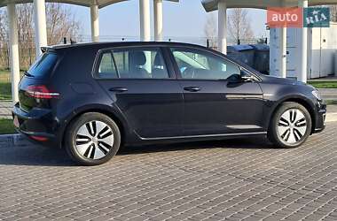 Хэтчбек Volkswagen e-Golf 2016 в 