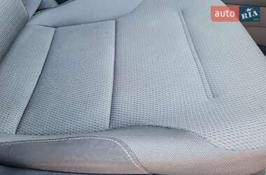 Хэтчбек Volkswagen e-Golf 2017 в 