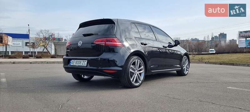 Хетчбек Volkswagen e-Golf 2015 в Кривому Розі