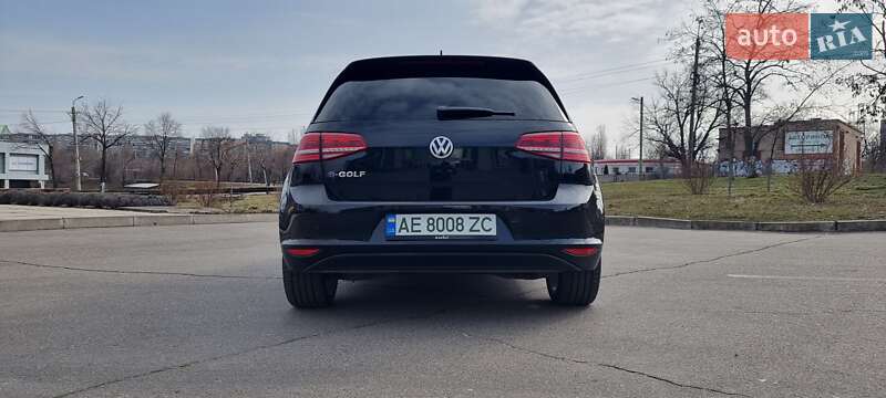 Хетчбек Volkswagen e-Golf 2015 в Кривому Розі