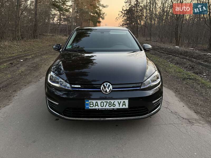 Хэтчбек Volkswagen e-Golf 2020 в Кропивницком