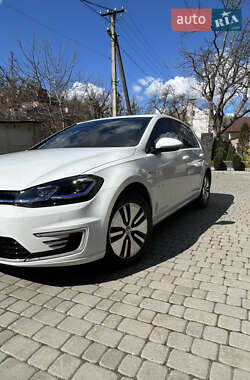 Хетчбек Volkswagen e-Golf 2020 в 