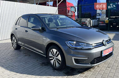 Хетчбек Volkswagen e-Golf 2019 в 