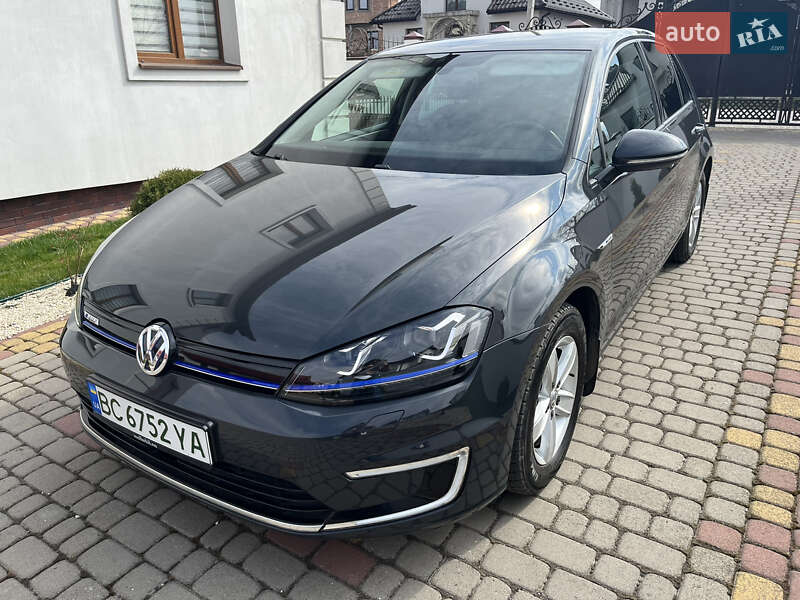 Хетчбек Volkswagen e-Golf 2016 в Львові