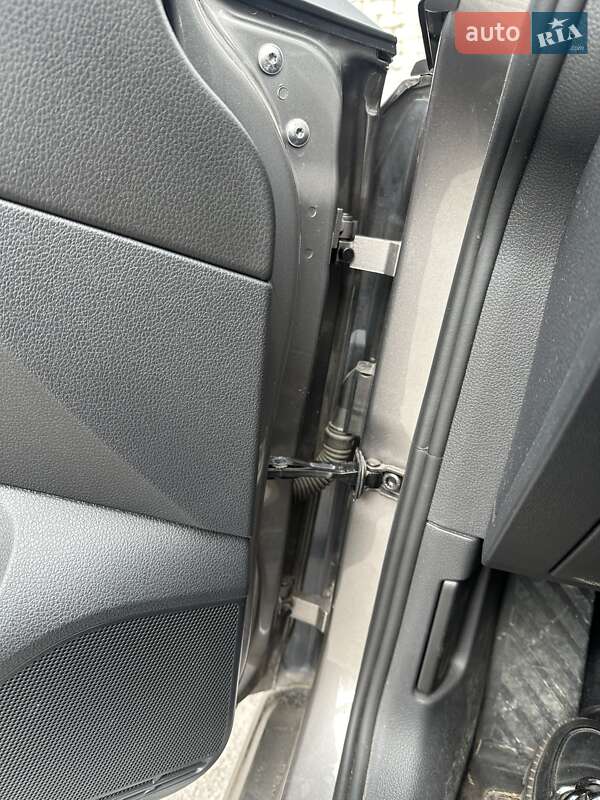 Хетчбек Volkswagen e-Golf 2016 в Світловодську