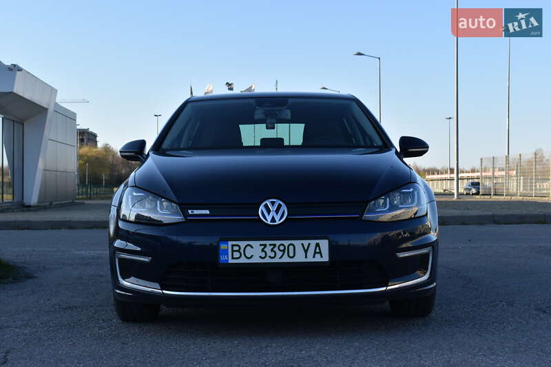 Хетчбек Volkswagen e-Golf 2015 в Львові
