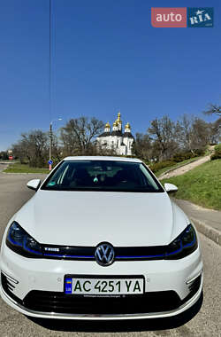 Хэтчбек Volkswagen e-Golf 2020 в 